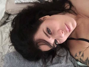 Joanie Laurer Porn Verne Troyer - To LaQue and others close to Chyna, it was clear Anzaldo had prioritized  her celebrity over her career, and her memory. Anzaldo waited until June to  host ...