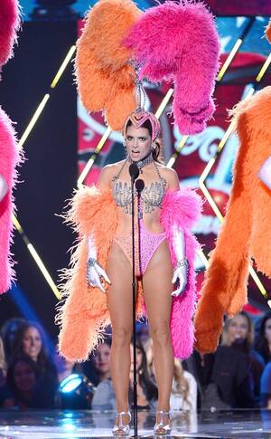 Danica Patrick Porn - Danica Patrick Struts Sexy Showgirl Costume at ACAs