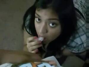indian girl blowjob amateur - Indian Amateur POV Blowjob - BUBBAPORN.COM