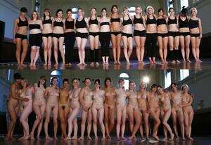 group nude portrait - A nice group photo. Porn Pic - EPORNER