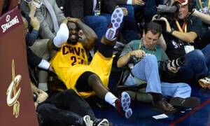 Lebron James Porn - LeBron James's accidental penis flash lends stroke of controversy to Game 4  | NBA finals | The Guardian