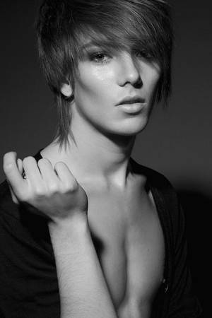 Androgynous Guy Porn - Androgynous guys