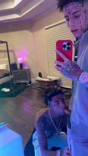 hot twins suck cock - Twin sucks his brothers dick - ThisVid.com