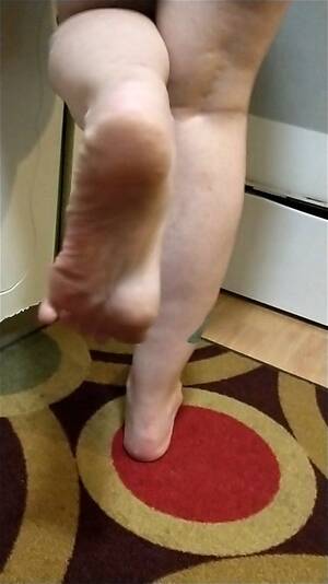 fat mature ass feet - Watch My sexy mature feet - Feet Fetish, Foot Fetish, Soles And Feet Porn -  SpankBang