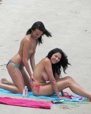 beach brunette hot sluts - Brunette sluts fucking a voyeur in hot threesome at beach Porn Pictures,  XXX Photos, Sex Images #3331512 - PICTOA