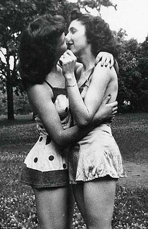 1940s Lesbian - 19th and 20th-century lesbian women captured in images | Daily Mail Online