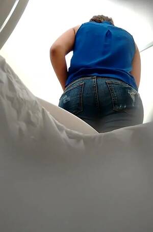 hidden cam porn wall - Hidden camera in toilet - video 2 - ThisVid.com