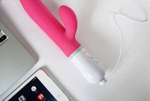Having Sex With Technology - New Sex Toys Sync Up to Virtual Reality Porn | WIRED