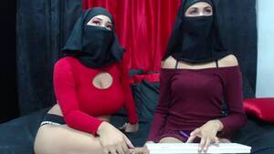 anal cam friends - Dalia Mohamed lesbi hijab friends makeout with anal fin