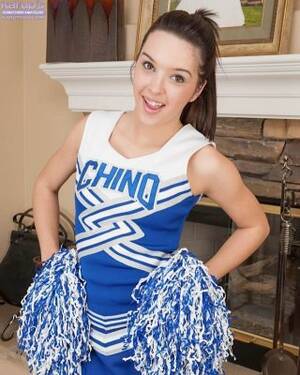 cheerleader shaving pussy - Cheerleader Jaslene Jade spreads her shaved pussy lips Porn Pictures, XXX  Photos, Sex Images #2682229 - PICTOA