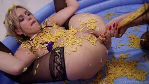 Lesbian Food Sex Porn - lesbian food - Gosexpod - free tube porn videos