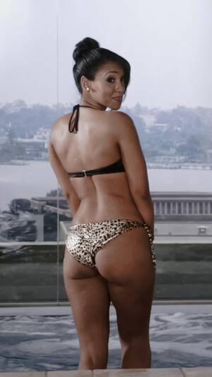 Candice Patton Porn - Old but gold (Enhanced) : CandicePatton