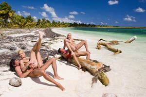 Beach Orgy Anal - Beach anal gangbang orgy with two teens - Pichunter