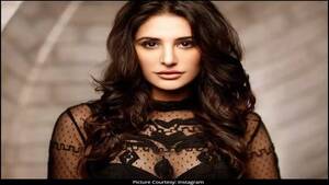 Nargis Porn - Nargis Fakhri has fun by the pool on a bright summer day; view post | Hindi  Movie News - Times of India