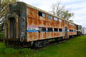 Brown Train Porn - Broken bilevel : r/TrainPorn