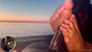 ebony feet beach - Watch ebony beach footjob - Footjob Cumshot, Feet Footjob Sexy, Ebony Porn  - SpankBang