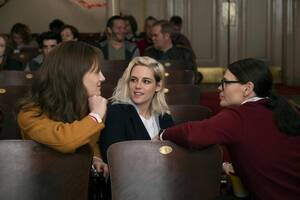 Kristen Stewart Lesbian Porn - Why Kristen Stewart's 'Happiest Season' is a coming-out story - Los Angeles  Times