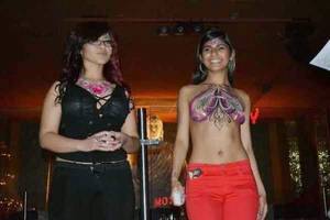 Mia Khalifa Before Porn - Beauty Like: Mia Khalifa BEFORE She Became A Famous Porn Star Rare shots of  #