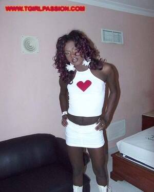 dominican shemale photo galleries - Dominican shemale stroking her huge black love toy Porn Pictures, XXX Photos,  Sex Images #3505909 - PICTOA