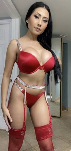 asian femdom big dick - Asian Mistress loves big white dick and humiliating small Asian penises -  Freakden