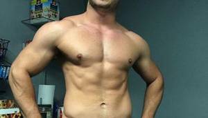 Bolt Porn Story - Derek Bolt: Hot New Muscular & Versatile Gay Porn Stud