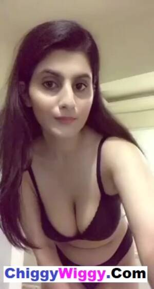indian naked pakistani girls ass - Beautiful Pakistani actress getting naked in washroom and showing her boobs  and ass 1 of 3 | Watch Indian Porn Reels | fap.desi