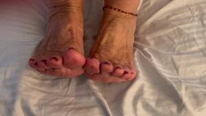 granny feet cumshot - Cum on Step Aunt GILF MILF Feet & Toes Granny Loves it - Pornhub.com