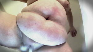 big fat milf creampie - Fat MILF Cleans Up Her Pussy Before Getting Creampied - XNXX.COM