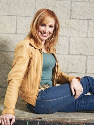 Kari Byron - Happy Birthday Kari Byron (Actress-Head Rush,Thrill  Factor,MythBusters,White Rabbit Project,The Orville) - 9GAG