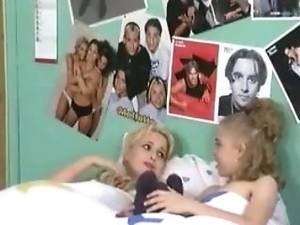 Antique Fisting Porn - Antique German Lesbo Fist Insertion