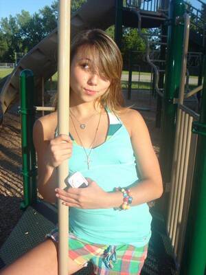 Genevieve Hannelius Nude Porn - How old is G. Hannelius, his height, his weight.