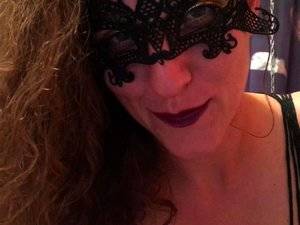 Italian Fart Porn - Moglie fa le corna al marito