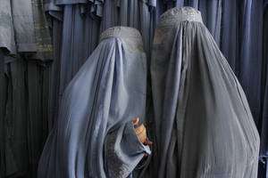 Afghanistan Women Burqa Porn - How A Female Photographer Sees Her Afghanistan