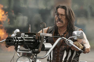 Bee Movie Porn Tram - Machete (2010)