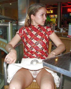 dainty panties upskirt - bra and panties 14 -  Hidden_Cams_Upskirts_Voyeur_Upskirt_White_Panties_2_4742074-3 Foto Porno -  EPORNER