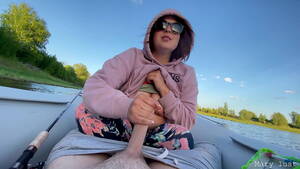 handjob by the lake - Quick handjob on the boat - XVIDEOS.COM