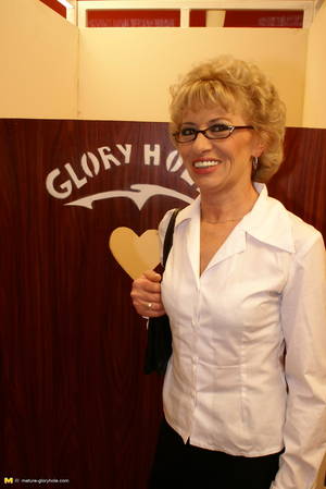 Gloryhole Mature - Post Category: mature Channel: Mature NL