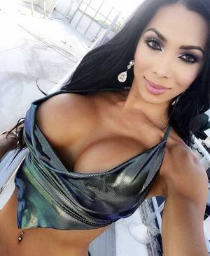 alexandra dumrauf nudist lifestyle - The One & Only Alexandra Vesta (