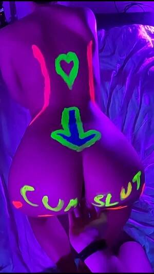Neon Body Paint Porn - We Had Some Fun With Some Blacklights And Neon Paint Last Night :) Video on  Porn imgur