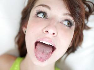 Naveen Amateur Allure Porn - Skinny teen Naveen swallows a huge load of cum