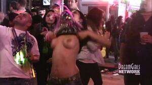 mardi gras upskirt - Crazy Mardi Gras Life - XVIDEOS.COM