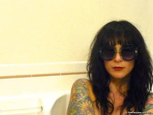 madison massage parlor - Skin to the wind: Lindsay checks out all-naked beauty ritual at Oahu's  Korean Day Spa.