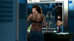 Amy Jo Johnson Porn Gifs - Amy jo johnson nude - 70 photo