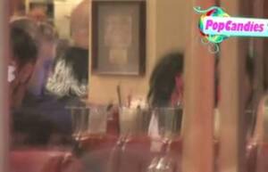 Alexa Nikolas Lesbian - Vanessa Hudgens en beso lÃ©sbico con Alexa Nikolas - Videos - Metatube