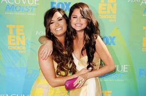 Demi Lovato And Selena Gomez Lesbian - Demi Lovato & Selena Gomez Friendship Timeline: From 'Barney' to the Pop  Charts | Billboard â€“ Billboard