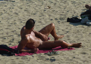 Beach Hunters - Beach hunters! - SpyCamDude