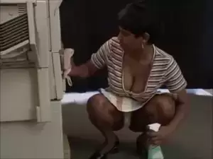 clean ebony sluts - Ugly black cleaning slut does her best to integrate | xHamster