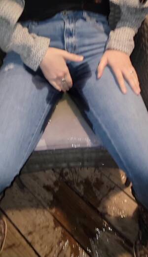 Girl Pissing In Pants Porn - Pee pants - video 23 - ThisVid.com
