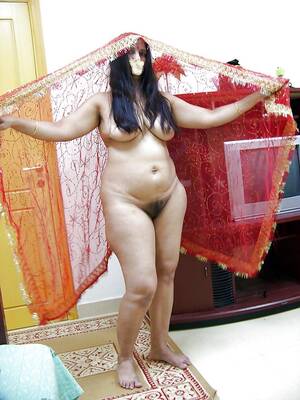 arab fat nude - Chubby Arab - 72 porn photo