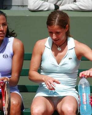 girl wet panties upskirt - TENNIS UPSKIRT sport girls wet panties voyeur panty Porno Fotos, XXX Fotos,  Imagens de Sexo #814747 - PICTOA